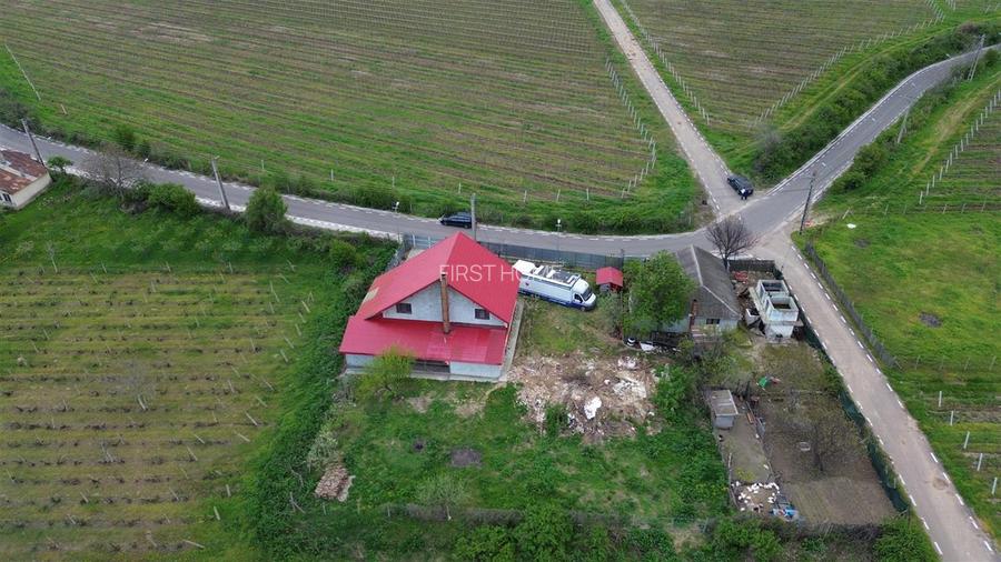 Casa P+M de vanzare in Odobesti 1.021mp teren - 4