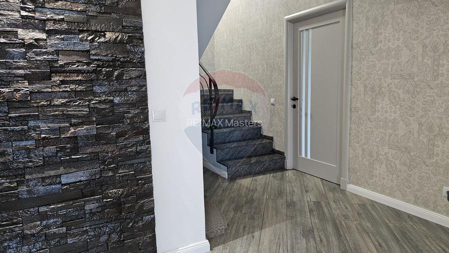 Casă / Vilă cu 7 camere si teren 1000 mp în zona Centrala-Suceava - 7