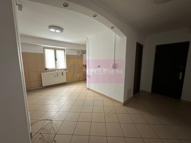Vanzare apartament 3 camere-Rond Alba Iulia - 2