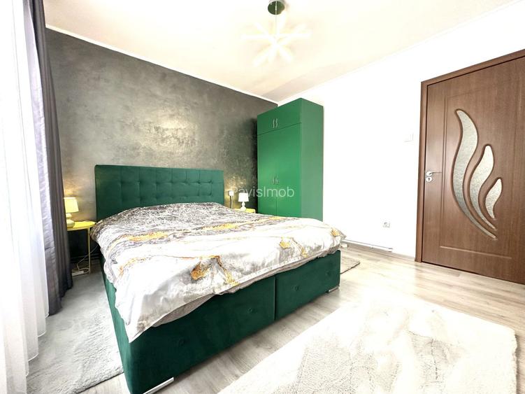 Vânzare apartament 3 camere mobilat,  parcare inclusă , Cartier Noua - 4