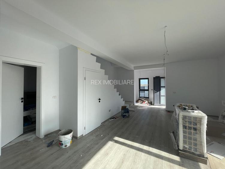 Duplex modern despartit prin baie - Mosnita Noua - 4