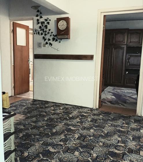 Trapezului  metrou vanzare ap. 3camere dec - centrala  termica proprie - 6