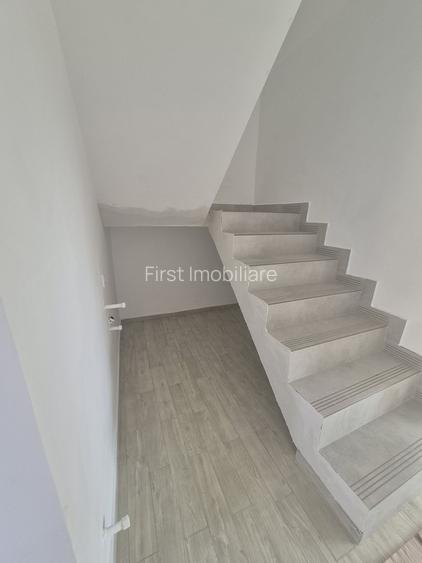 Vila cu 4 camere+pod locuibil,finisaje la alegere - 10