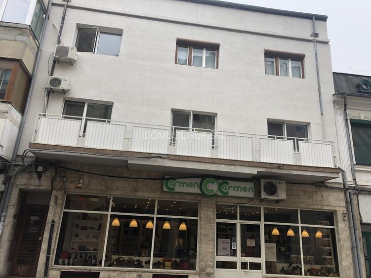 Oferim garsoniera de inchiriat etaj 2 Central, str Stefan Cel Mare - 13