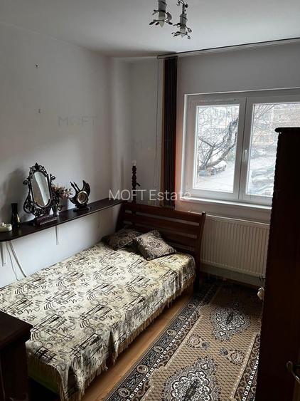 Apartament 2 camere  de vanzare decomandat,etaj 1 Berceni - 2