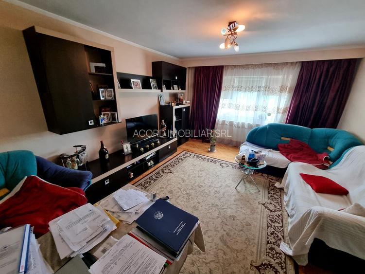 Tomis nord tav uri-  apartament 3 camere decomandat 80 mp - 2