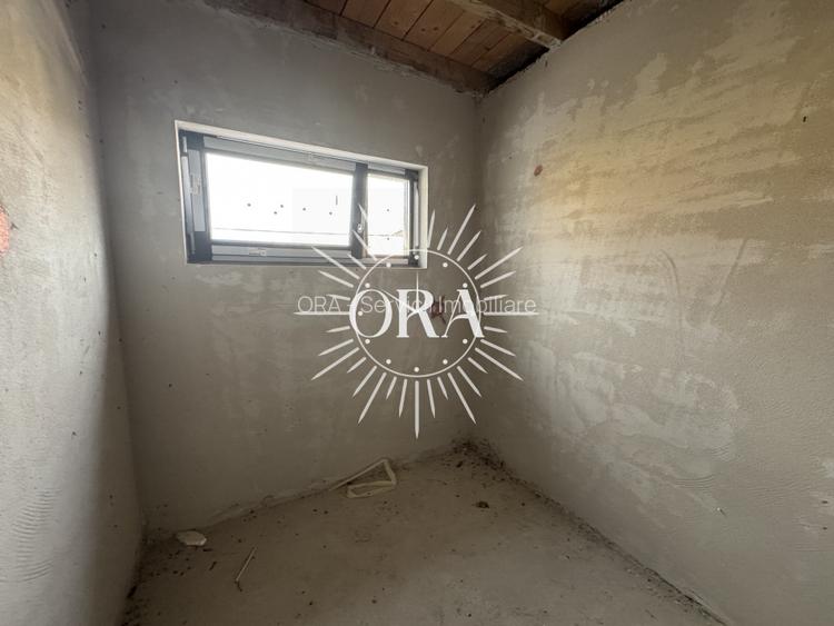 CASĂ INDIVIDUALĂ 4 CAMERE | DE VANZARE | DEZMIR | 120MP | DEMISOL / GARAJ 65MP - 18