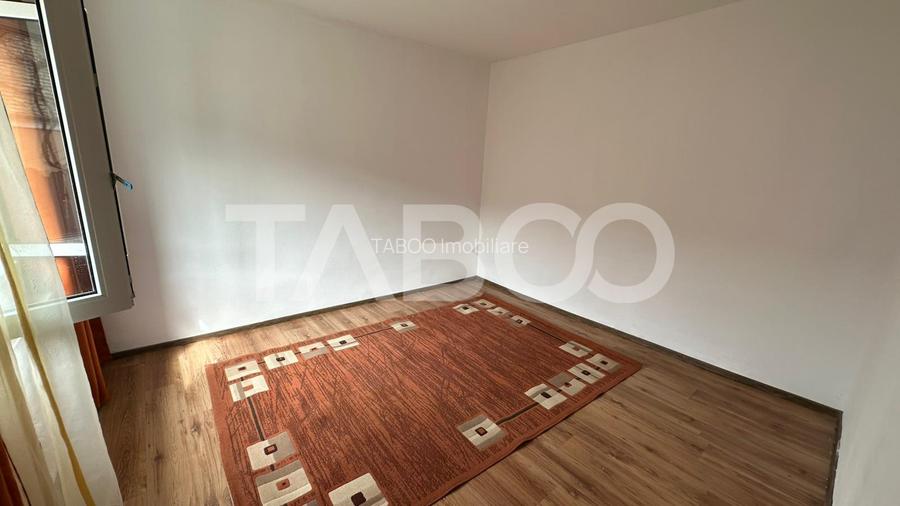 Casa individuala 5 camere acces auto teren 800 mp zona Turnisor Sibiu - 2