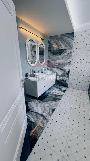 Proprietate premium în Filiași, locuință de lux cu spații comerciale - 36