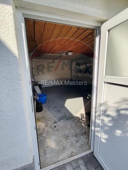 Casă / Vilă cu 8 camere de vânzare în zona Central - 22