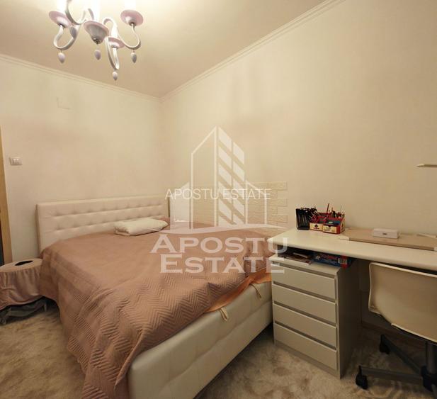 Apartament cu 3 camere si 2 bai, complet renovat, zona Aradului - 14