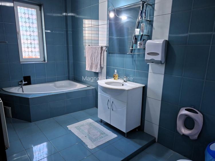 Vilă cu 10 camere, destinație rezidențială / birouri / centru - comision 0%! - 12