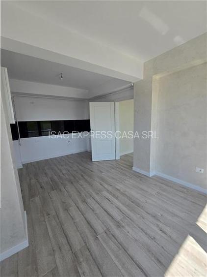 De inchiriat: Penthouse 4 camere 118 mp - etaj 3/3 | Terasa 19,2 mp. 3,8 km fata - 27