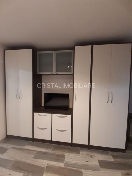 Vanzare garsoniera, bloc 1978, in Titan la 6 min metrou 1 Decembrie 1918 - 3