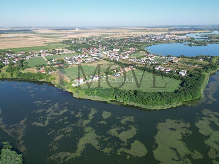 Teren de Casa in Zona Pitoreasca cu Acces Comun la Lac - 3