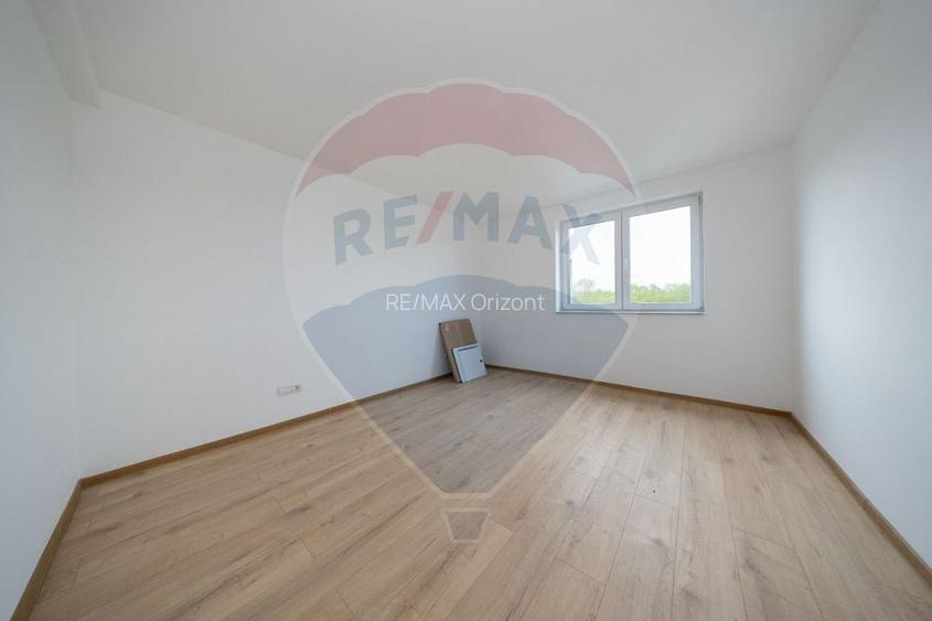 Vila moderna cu 4 camere,  P+E - teren 501 mp - 33