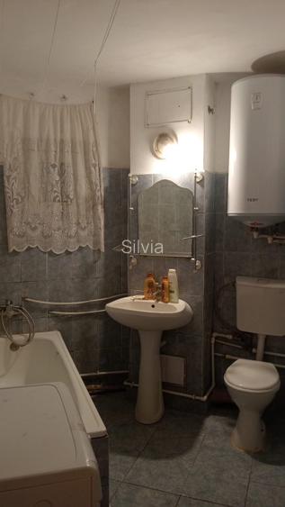 Apartament 2 camere etaj 1 decomandat - 8