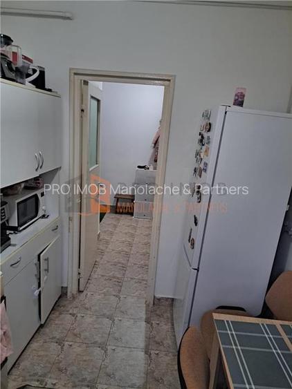 Apartament 2 camere cf semidecomandat zona 23 August - 6