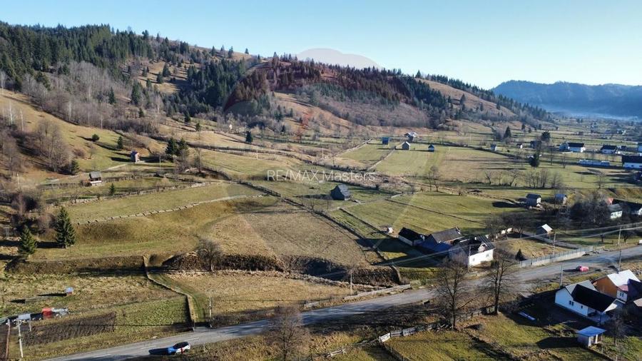 Teren de vanzare  Vatra Moldovitei BUCOVINA - 9