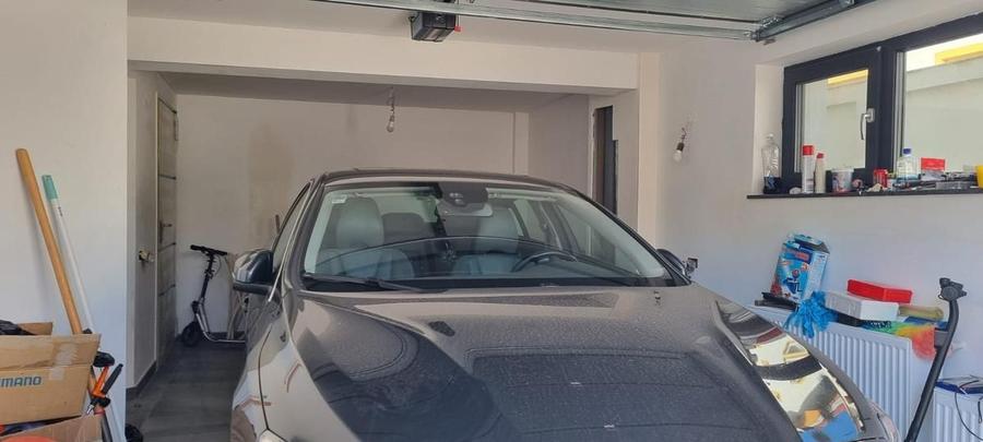 Casă spectaculoasă – 314 mp utili, cramă, terase, 7 camere, teren 432 mp