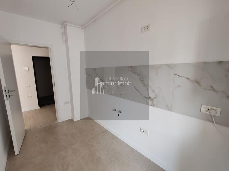 GARSONIERA  METROU BERCENI, BIRUINTEI 81, CENTRALA, TVA INCLUS - 5