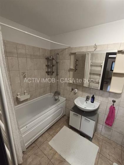 Garsoniera moderna,loc parcare - 2