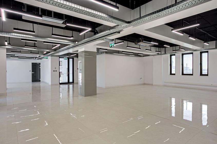 Spațiu modern de inchiriat destinat clinicilor sau companiilor