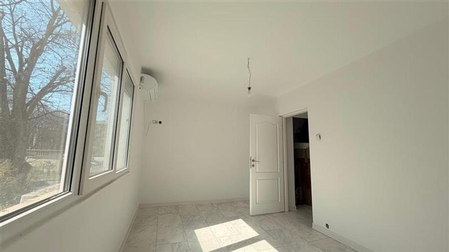 Apartament cu 2 camere, etaj 1, Tatarasi, renovat