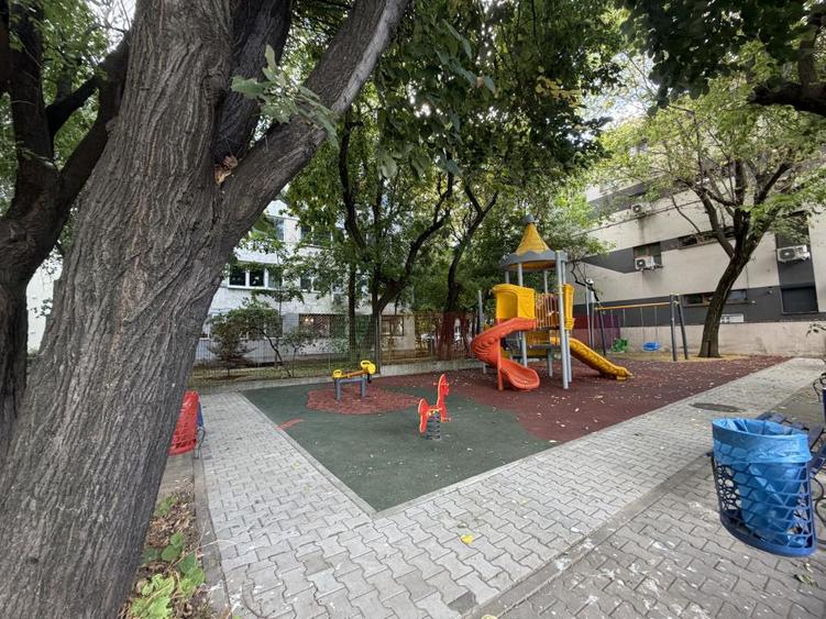 Apartament renovat si mobilat nou | Prima inchiriere | Langa metrou si Sun Plaza