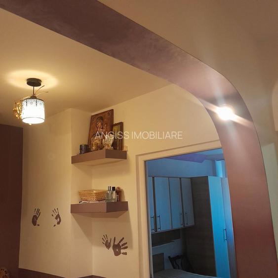 Apartament 2 camere  -CARTIER NEPTUN - 2