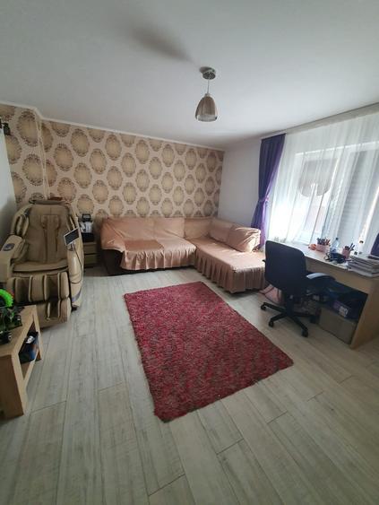 Casa individuala singura in curte, Medeea