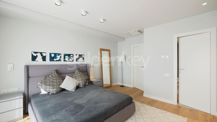 Apartament modern cu 5 camere | vedere lac | 2 garaje - 11