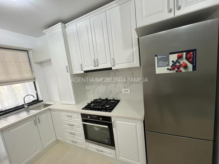 Inchiriem studio in Micro 17 , etaj 2 bloc ROKA, parcare privata, - 25