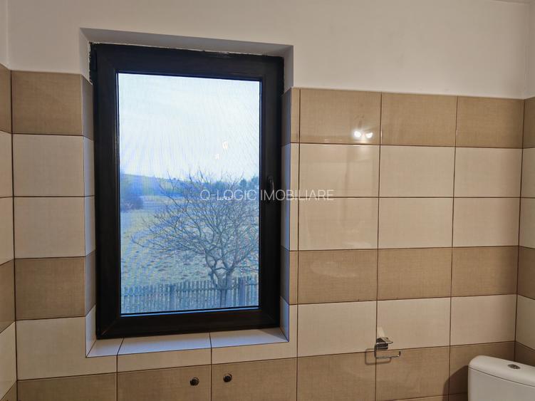 Casa 4 camere libera la vanzare, pozitie deosebita VULCAN - 18