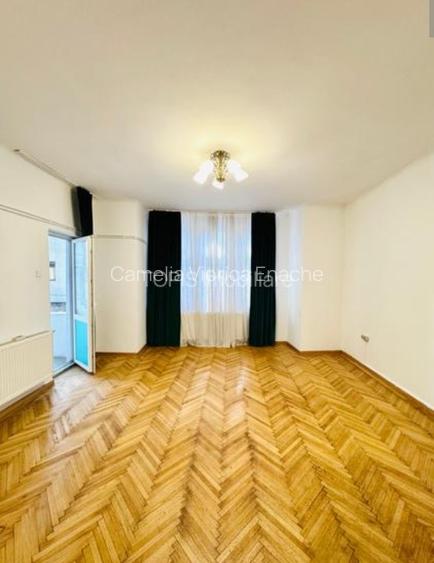 Inchiriere apartament într un P+2 - 8
