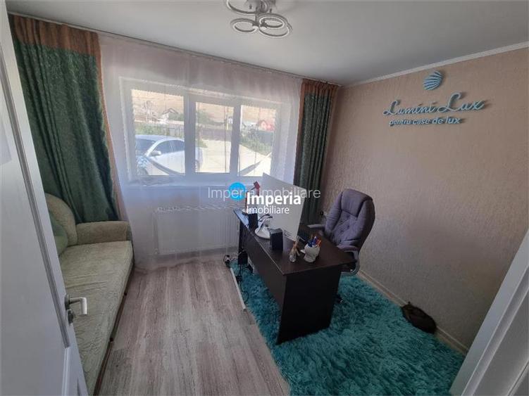 Pensiune 9 camere, 7 bai, mob, 300 mp , 1500 teren Bogonos Letcani - 16