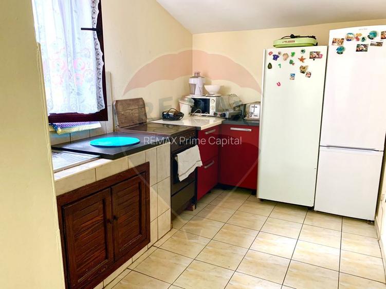 Pensiune cu 13 camere de vânzare in Bulz - 21