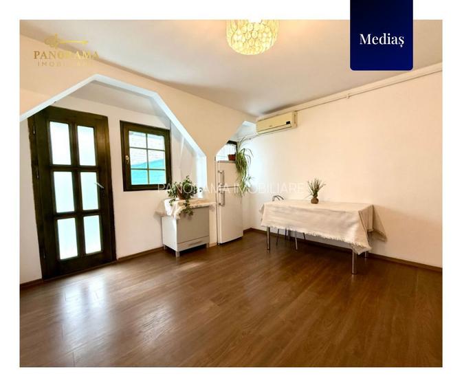 Apartament la etajul 1 cu terasa de 21.5 mp, situat în zona centrală - 12