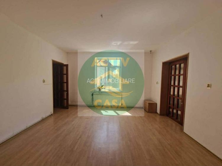 Spatiu comercial/casa de inchiriat - 4