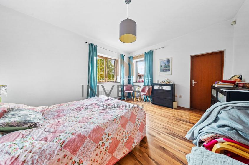 Resedinta impunatoare cu teren generos de 2.012 mp in Buna Ziua! - 6