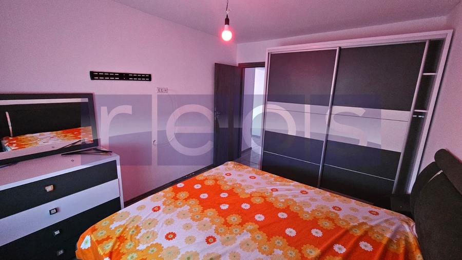 DE VANZARE 2 CAMERE  PRELUNGIREA GHENCEA-ZONA CARTIER LATIN - 5