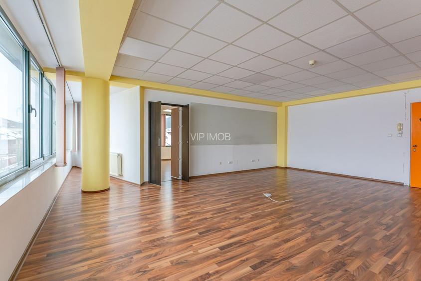 Spațiu birou individual în Brașov, Centru: 39 mp utili pe Strada N. Titulescu - 6