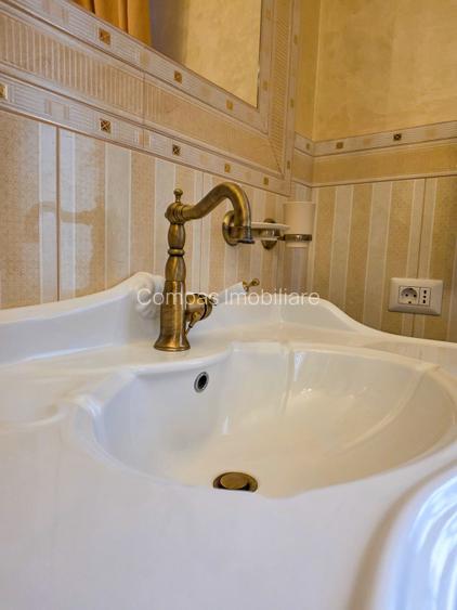 Domeniu fabulos zona Varatec - 12