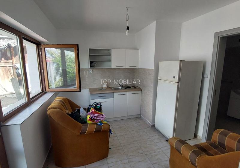 Casa Individuala Parter cu 3 Camere si 130 Mp Teren in Tei - 6
