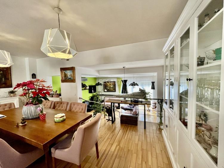 Casa de Vanzare 8 Camere   Pipera- Padurea Baneasa - 2