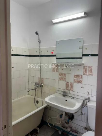 Apartament 2 camere decomandat, Micro 19, izolat, liber - 4