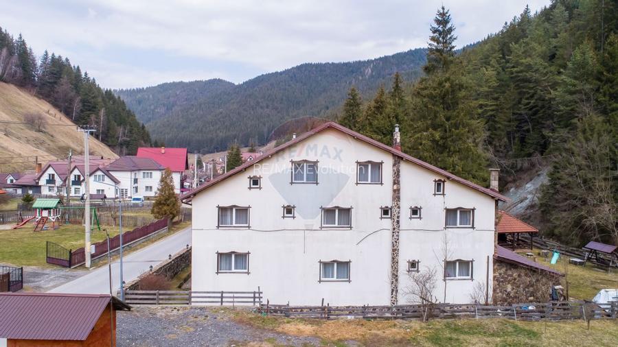 Pensiune de Vanzare in Moieciu de Sus | Comision 0% - 4