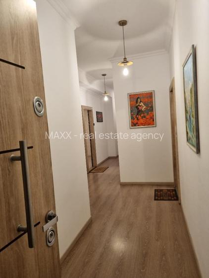 VREI SA LOCUIESTI LANGA CAZINO ? LA 2 PASI DE MARE ? - 8