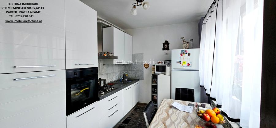 Proprietate Piatra Neamt- Vila cocheta cu garaj, beci si teren - 2