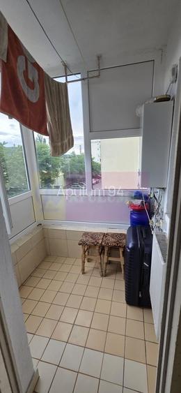 Garsoniera cu birou si balcon de vanzare in Campina - 11